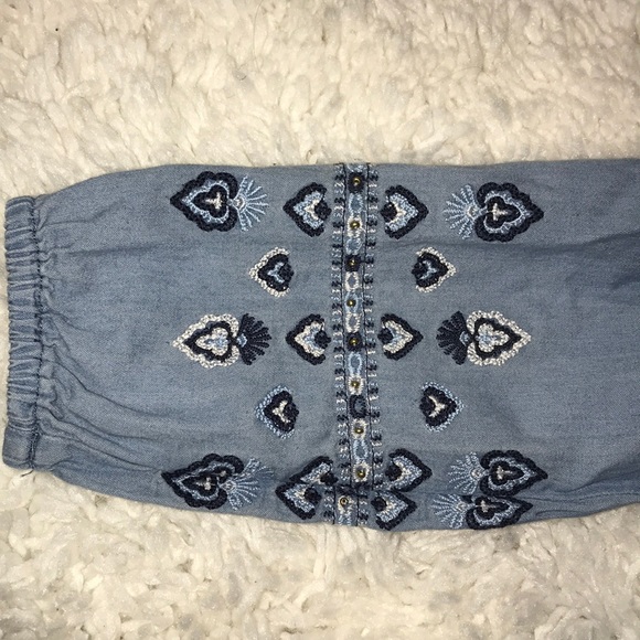 Aeropostale denim top - Picture 2 of 4